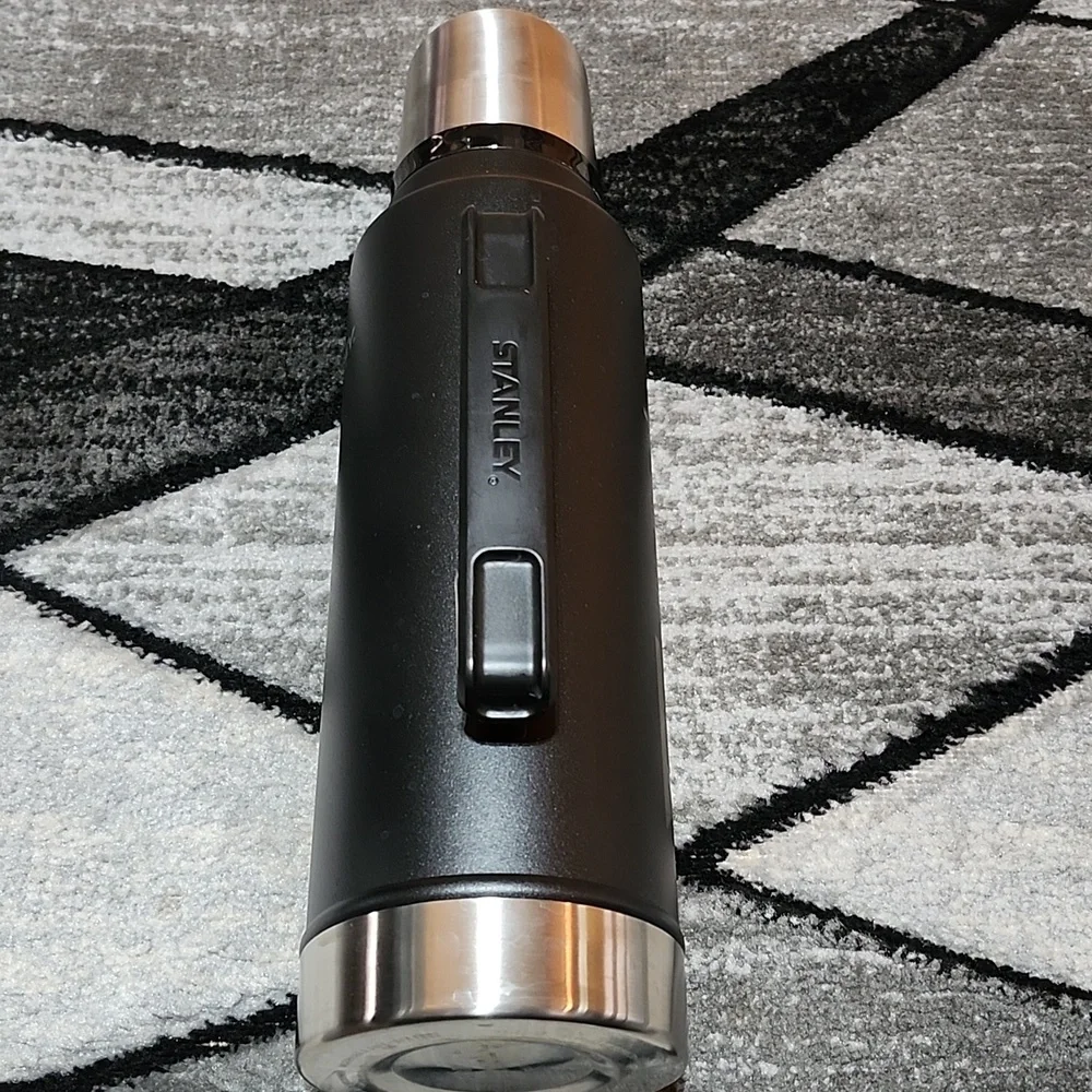 STANLEY BUNDLE THERMOS & QUENCHER H2.0 FLOWSTATE TUMBLER & QUICK FLIP GO BOTTLE - Picture 11 of 16